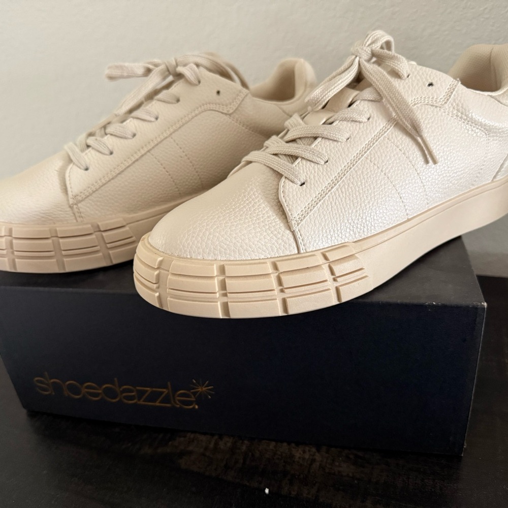 Shoe Dazzle Cream Sneakers with Chunky Sole and Lace-Up Design